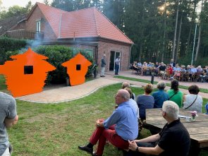 Behningen Kunstwerk Bevölkerungspyramide Kunstwerk