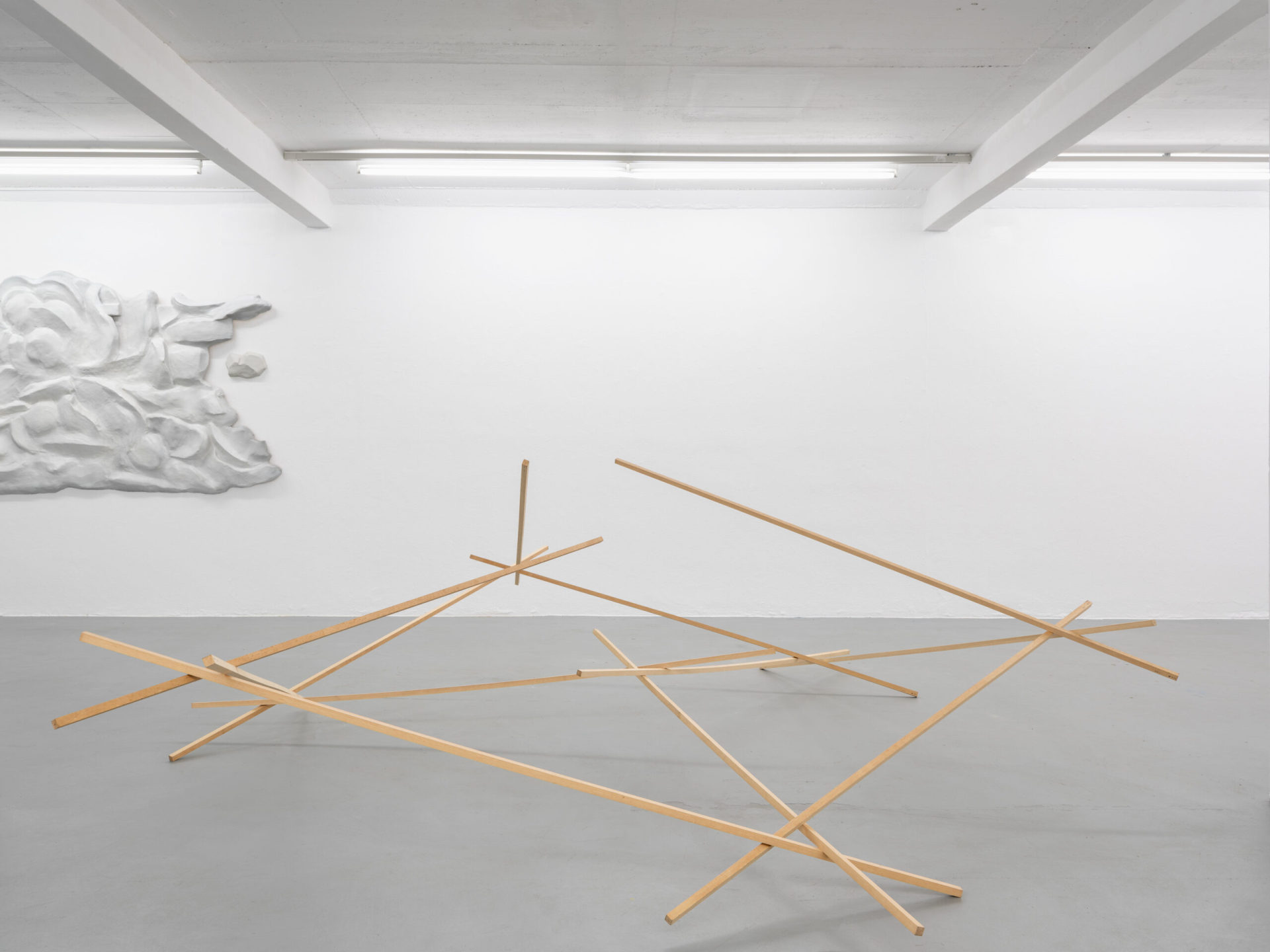 Ausstellung im Kunstverein Springhornhof DEU, Neuenkirchen, 2025, Ausstellung im Kunstverein Springhornhof: „der Raum zwischen den Steinen“: HAWOLI, Jan Meyer-Rogge, Volker Lang, Copyright: Fred Dott
