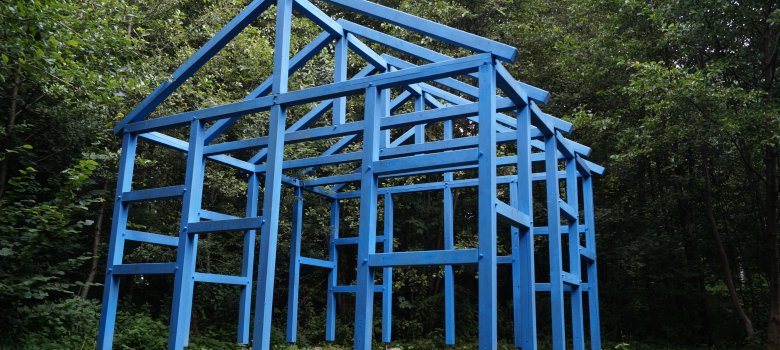 Das Blaue Haus Kunstwerk "Das Blaue Haus" 1987 von Horst Lerche