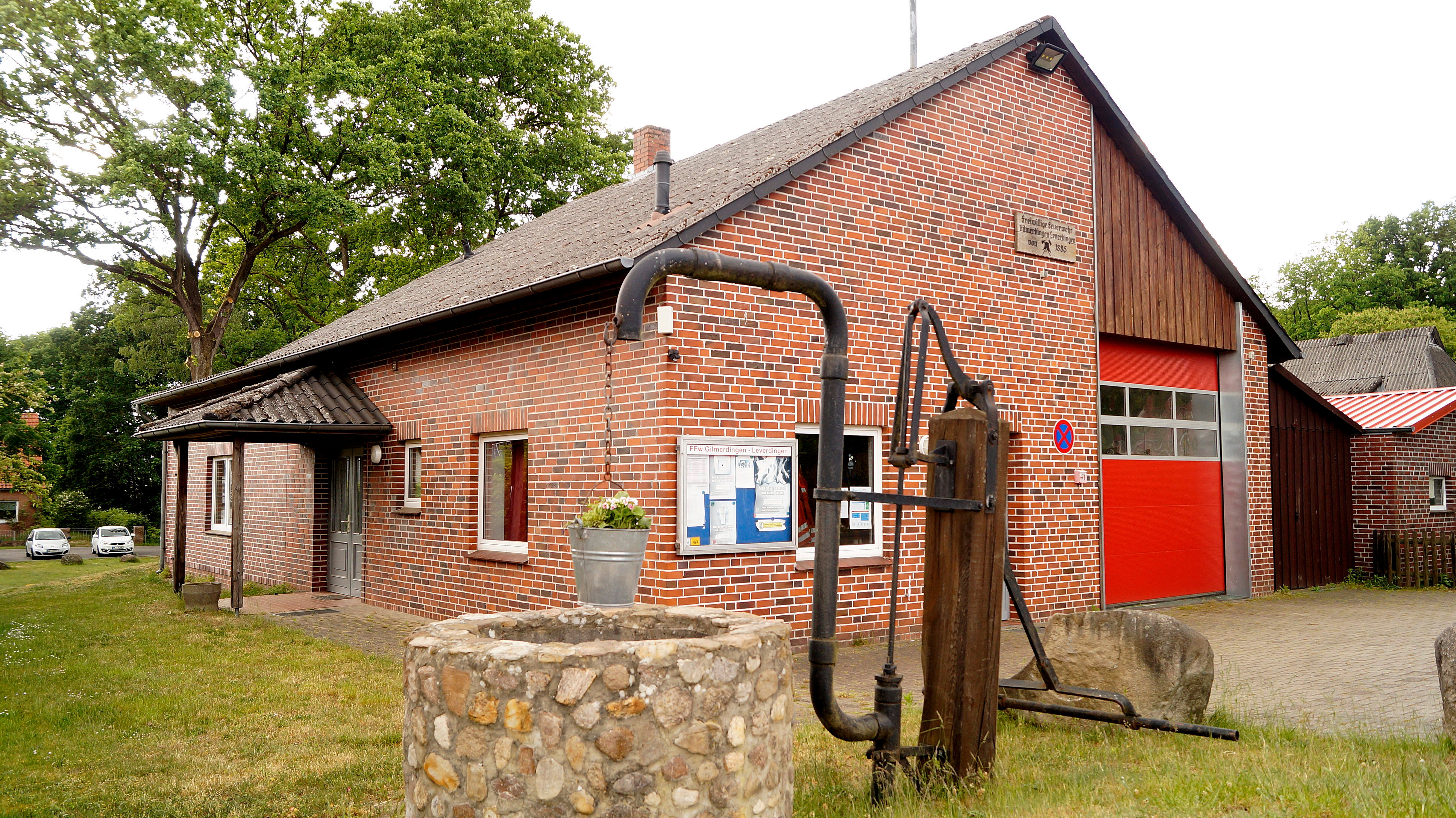 Feuerwehrhaus Gilmerdingen-Leverdingen Ein beliebter Treffpunkt ist das Feuerwehrhaus