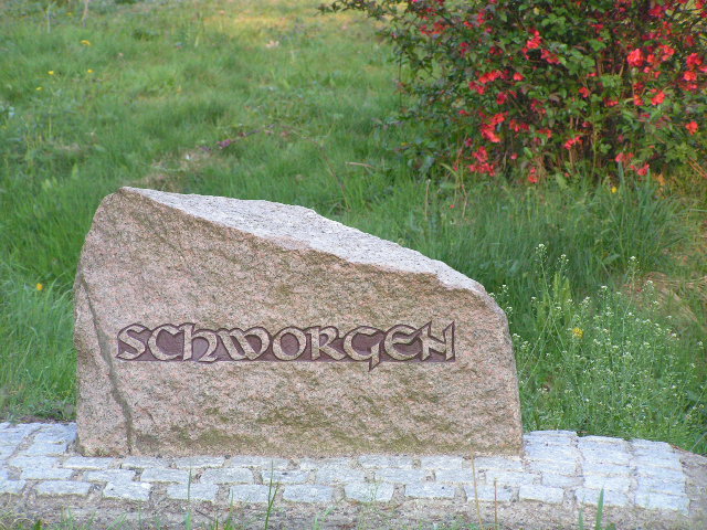 Feldstein Schworgen Feldstein mit Schriftzug Schworgen